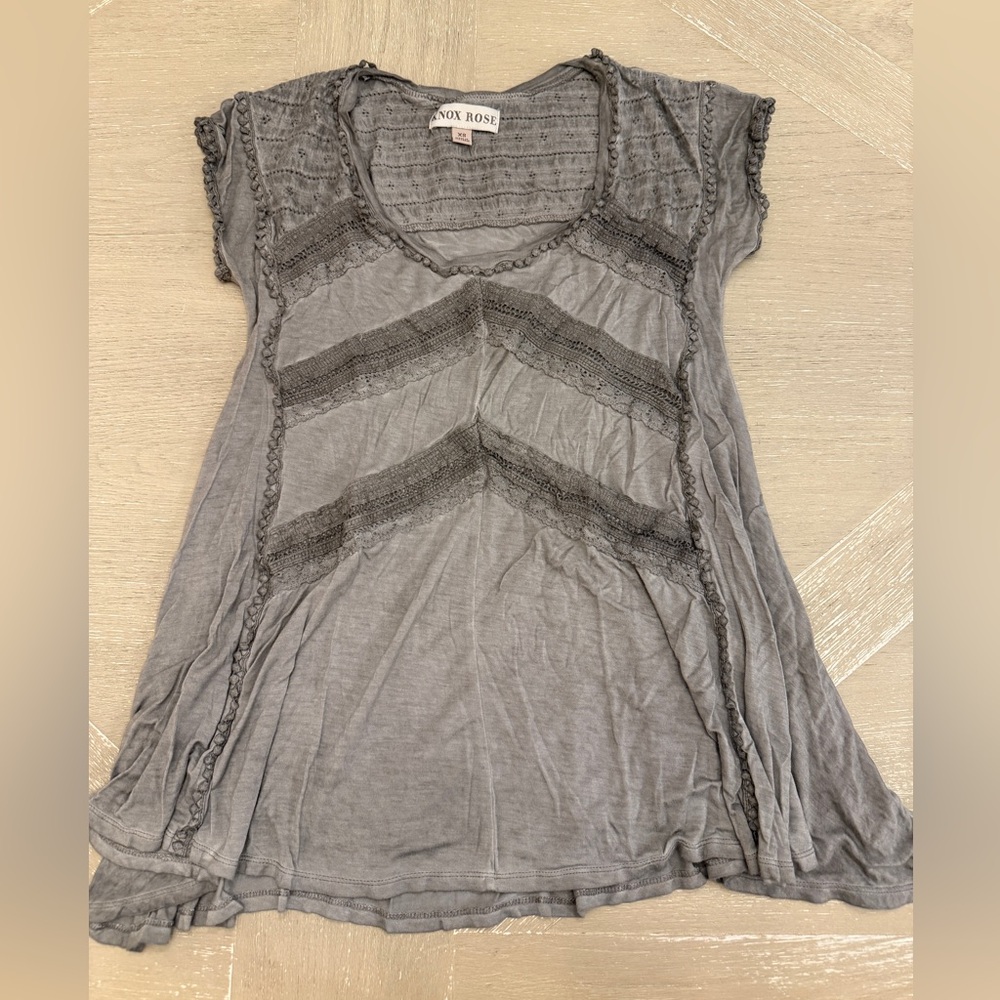 Knox Rose Charcoal Lace Accent Women's Blouse